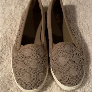 Women's slip on shoes